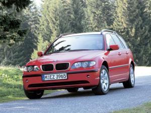 BMW 318i Touring 2001 года